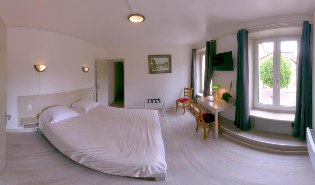 Logis Hotel Restaurant Des Voyageurs Saint-Paulien Esterno foto